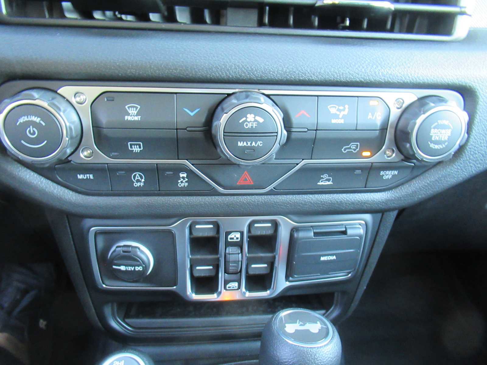 New 2026 Jeep Wrangler Unlimited Sport image 34