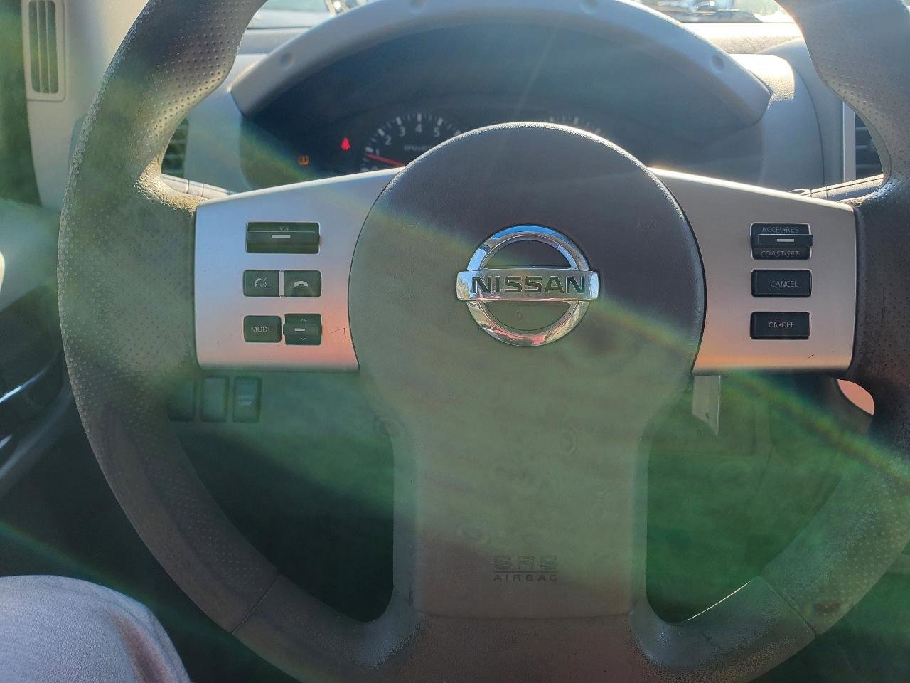 Used 2014 Nissan Frontier S image 21