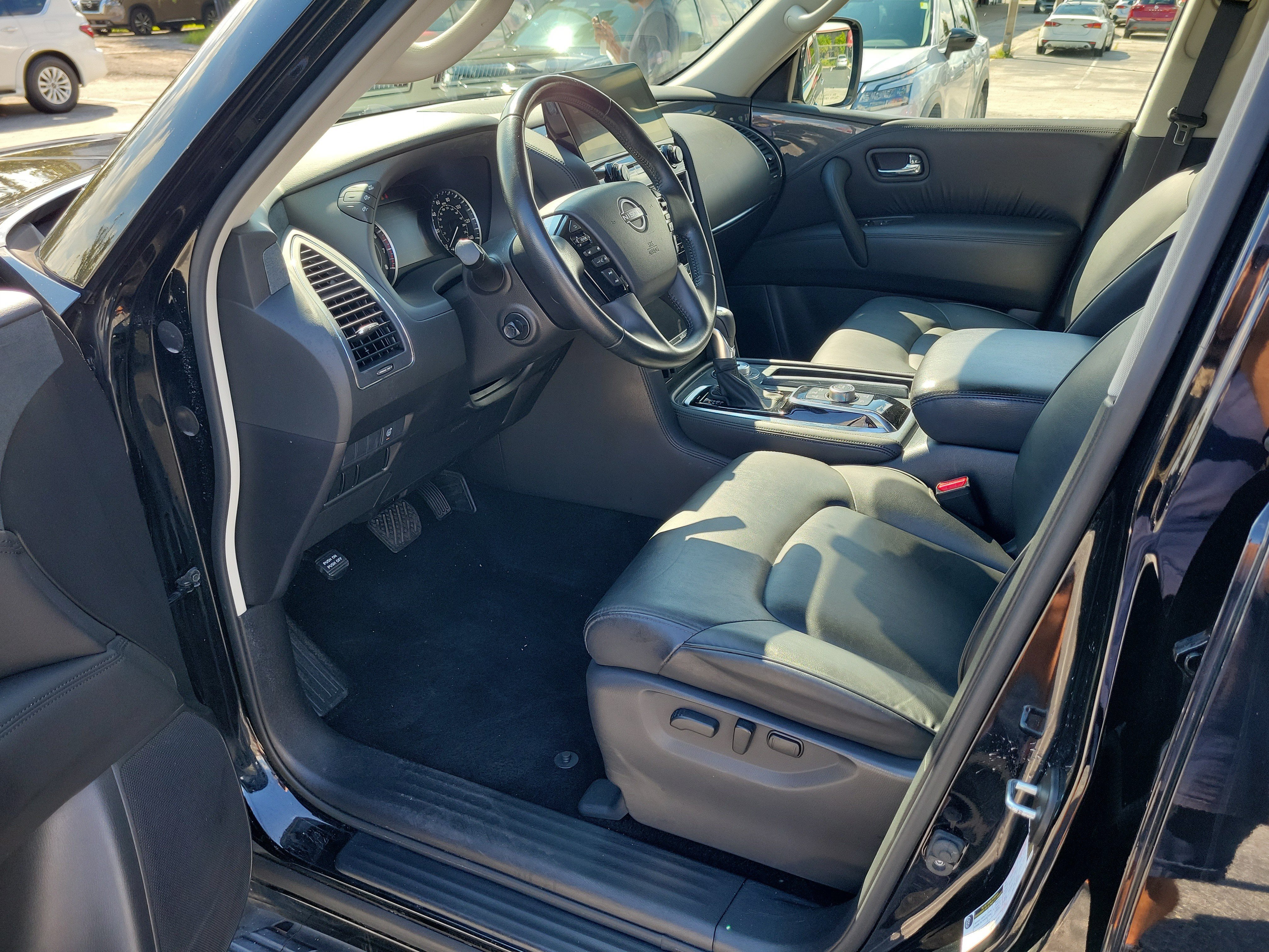 Certified 2022 Nissan Armada SV w/ Cargo Package AWD/4WD image 11
