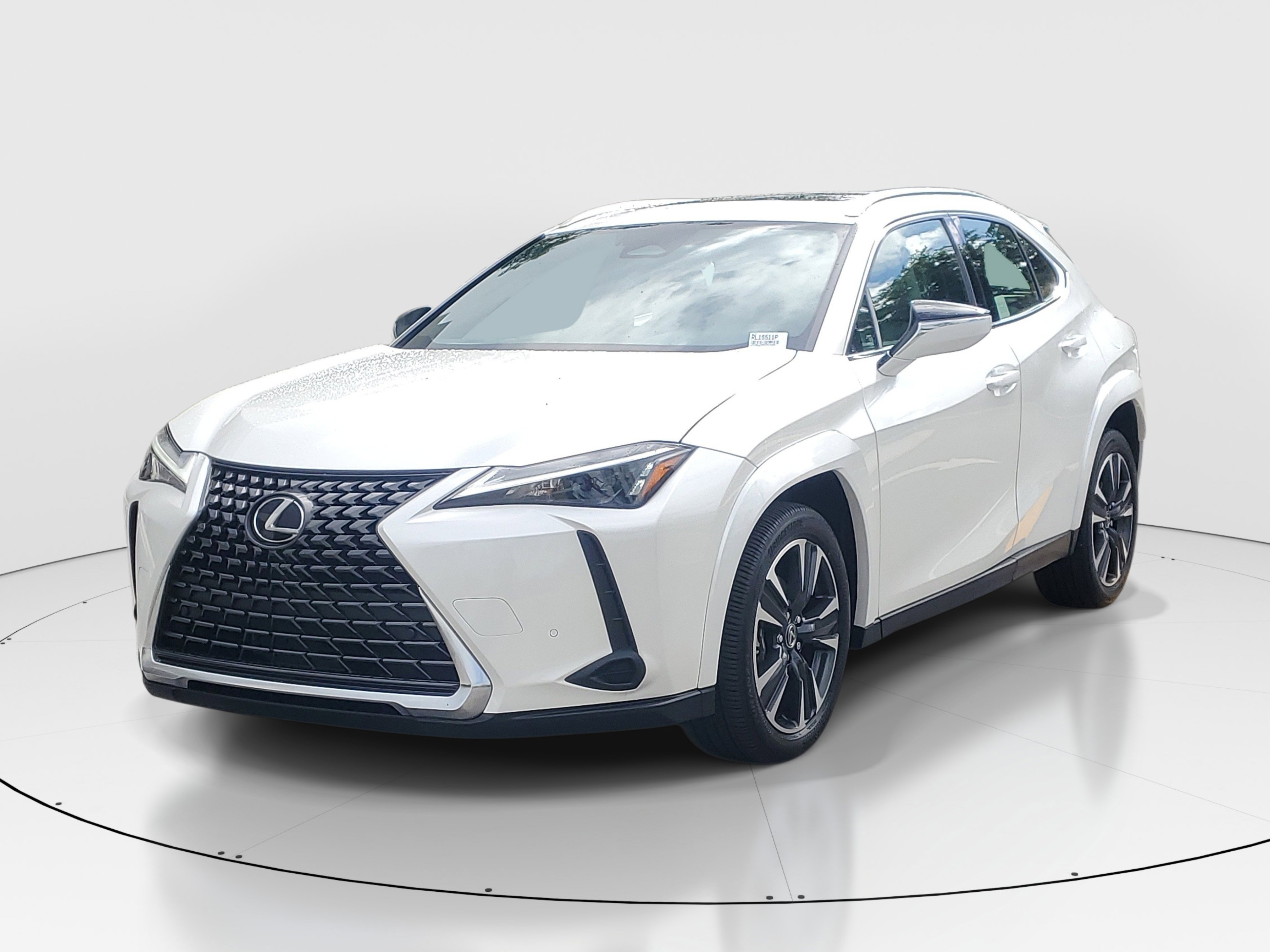 Used 2025 Lexus UX 300h FWD w/ Accessory Package (Z1) image 3