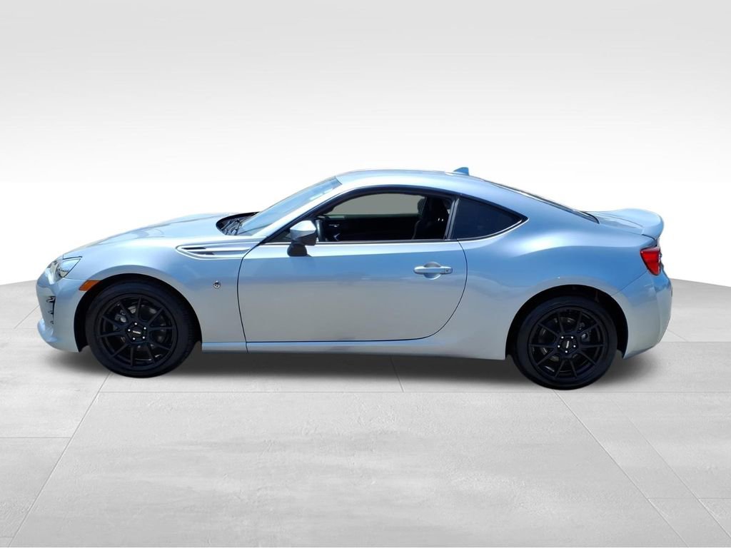 Used 2020 Toyota 86 RWD image 24