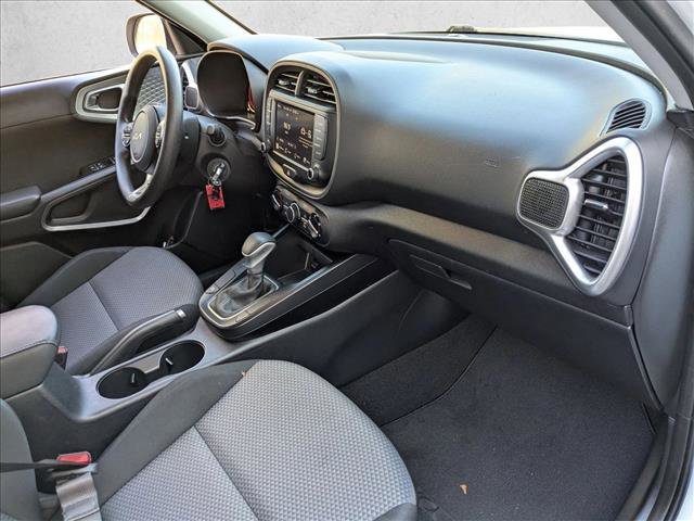 Used 2024 Kia Soul LX w/ Option Group 015 image 19