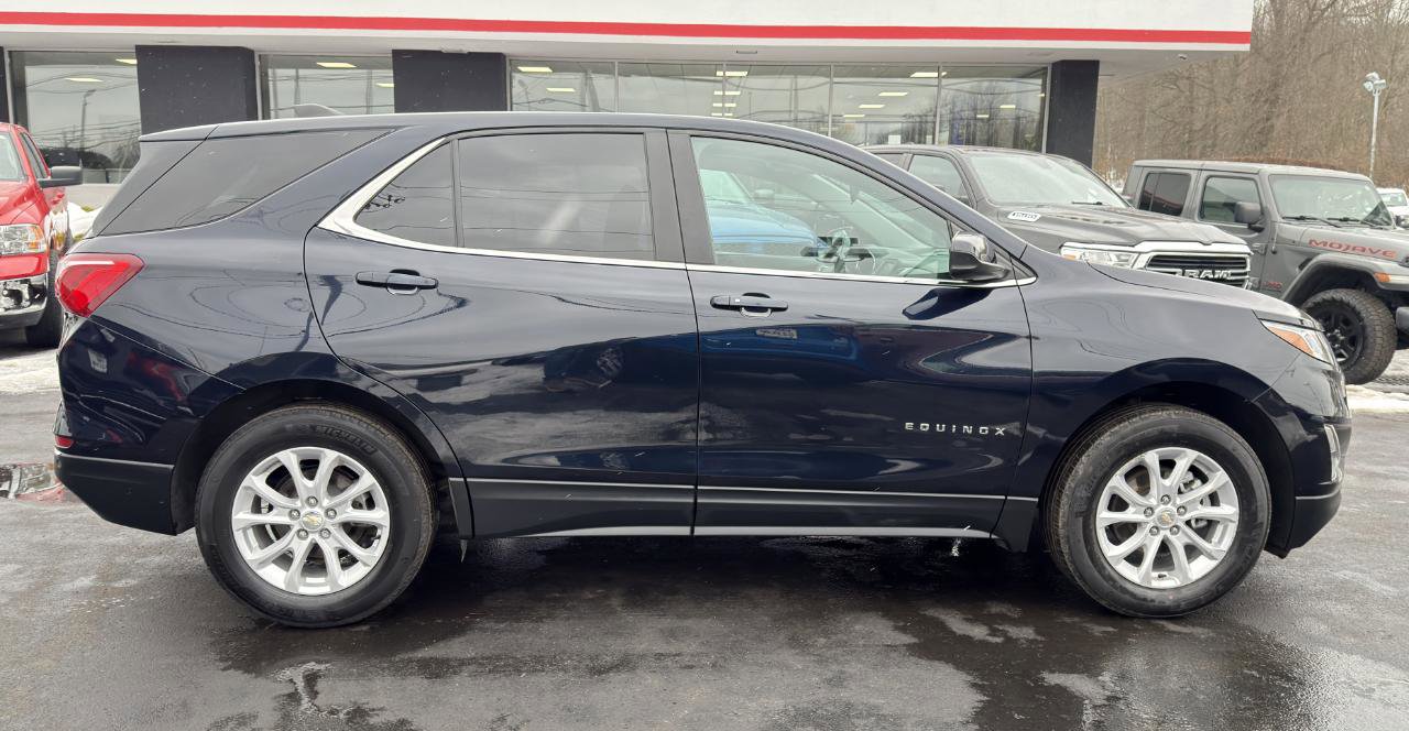 Used 2021 Chevrolet Equinox LT w/ Driver Convenience Package AWD/4WD image 13