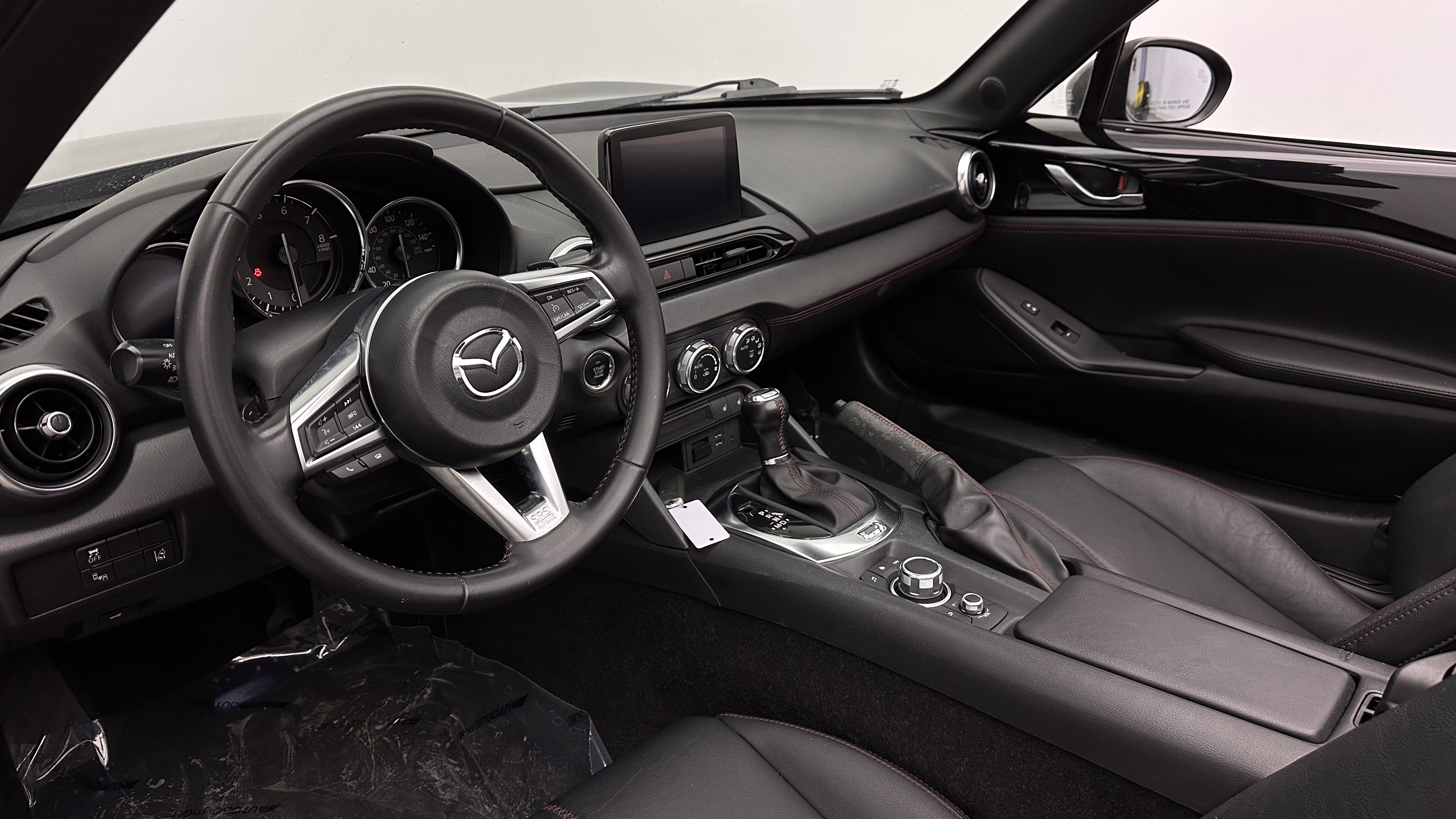 Used 2018 MAZDA MX-5 Miata Grand Touring image 8