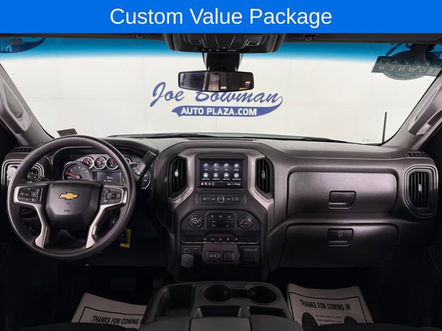 Used 2022 Chevrolet Silverado 1500 Custom w/ Safety Confidence Package AWD/4WD image 10