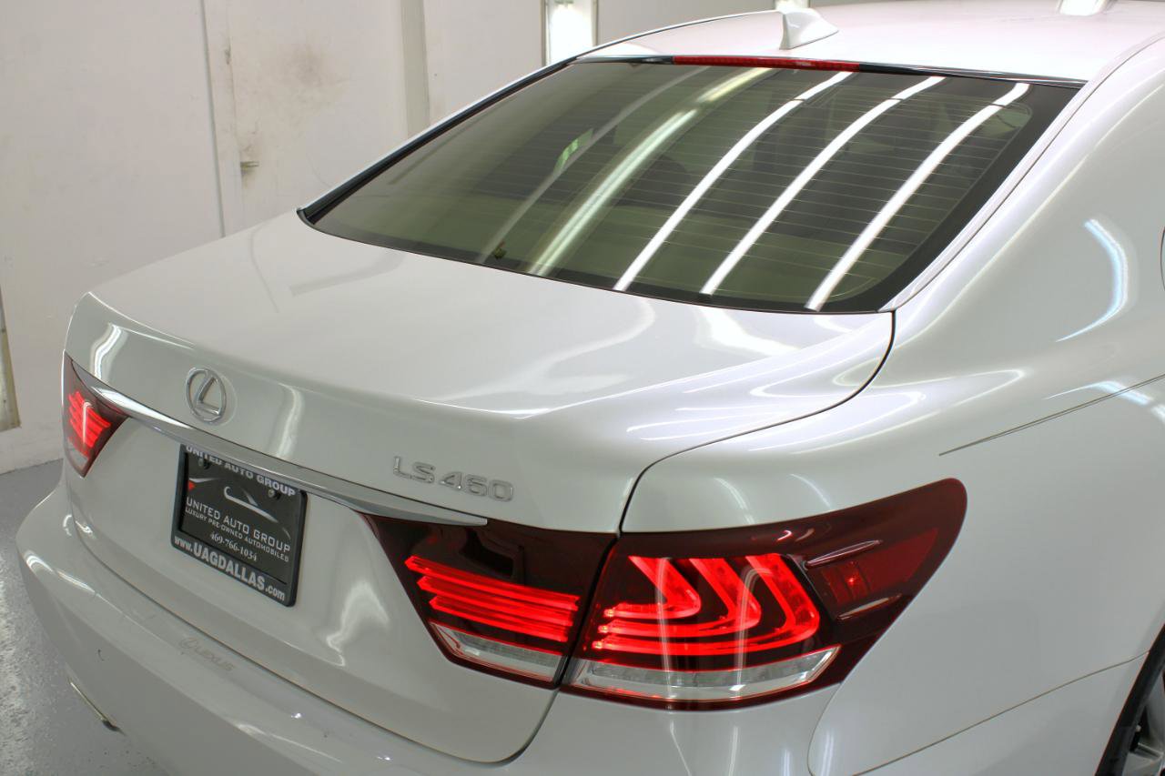 Used 2016 Lexus LS 460 w/ Comfort Package image 19