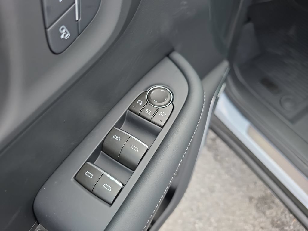 New 2026 Buick Enclave Sport Touring w/ Power Package FWD image 19