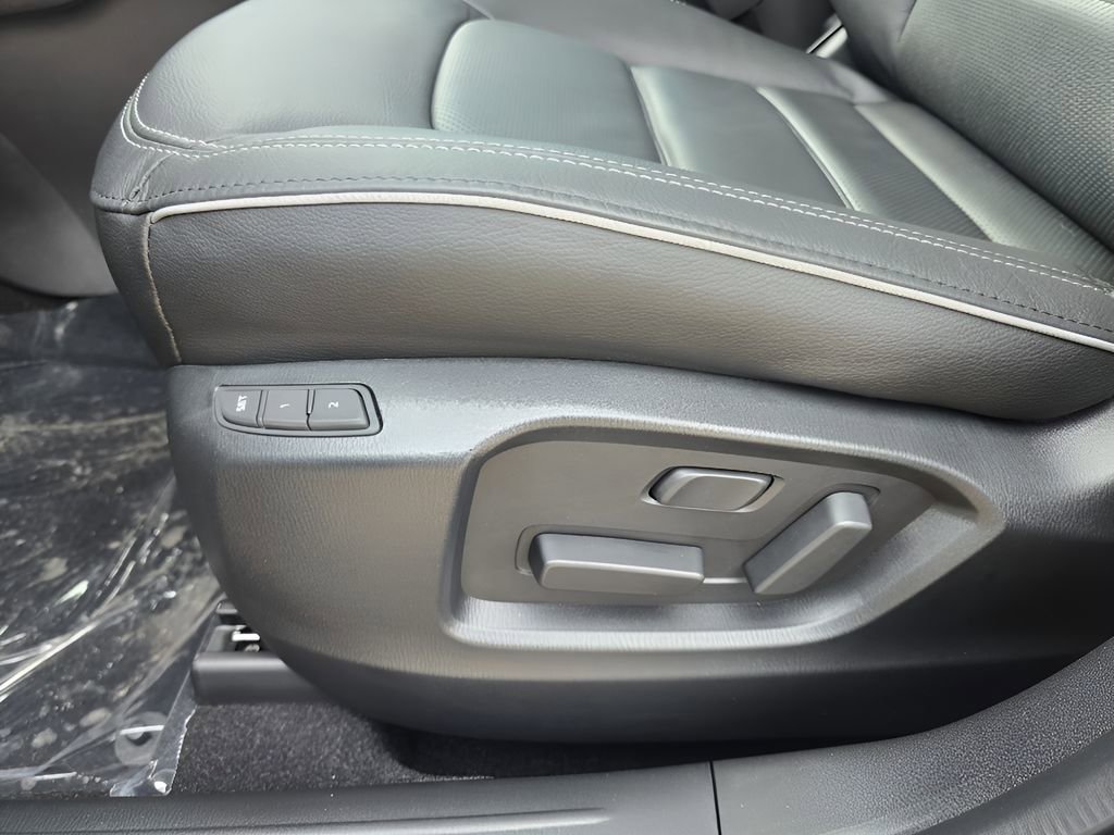 Used 2025 MAZDA CX-5 AWD 2.5 S w/ Preferred Package image 16