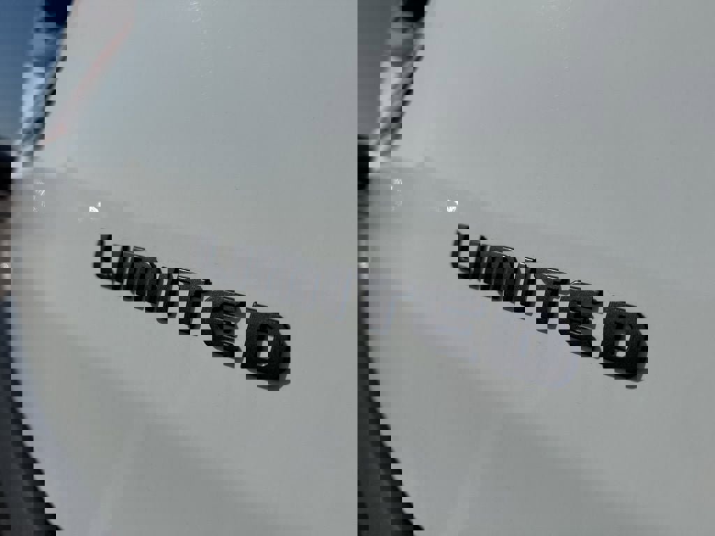 New 2026 Jeep Cherokee Limited image 22