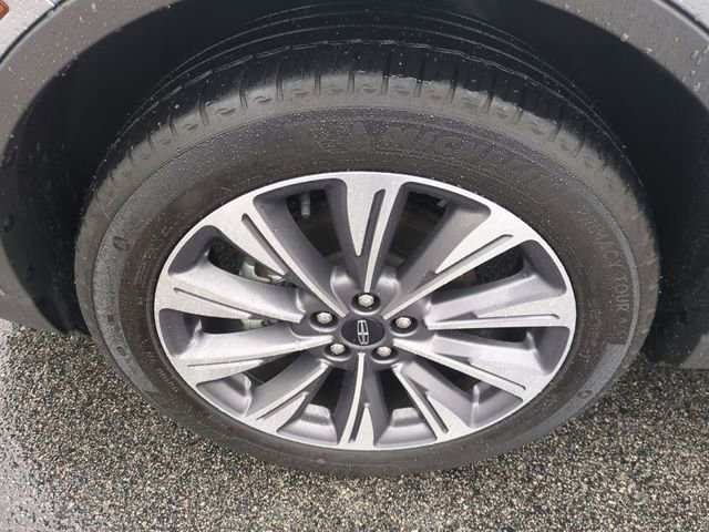 Used 2022 Lincoln Corsair Reserve w/ Luxury Package image 10