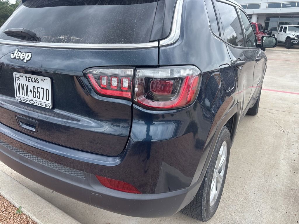 Used 2024 Jeep Compass Sport AWD/4WD image 13