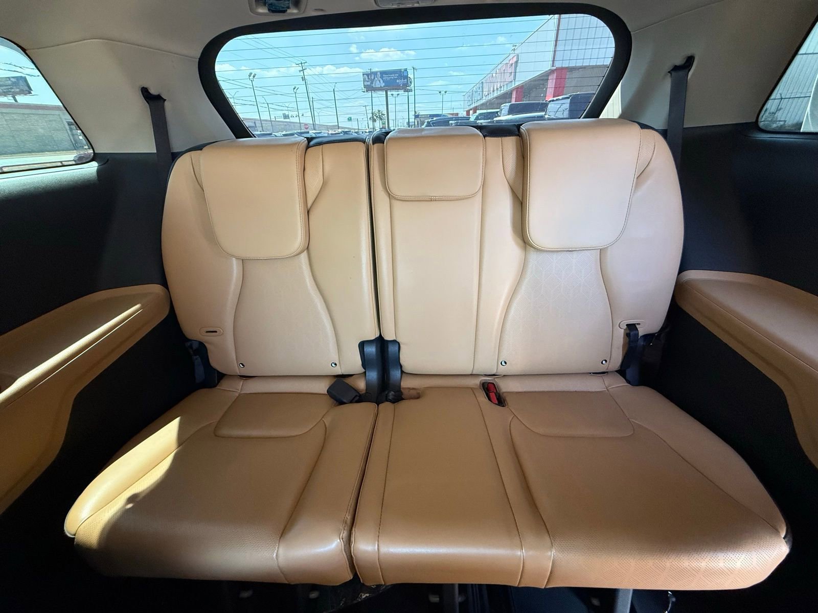 Used 2022 Kia Carnival EX FWD image 14