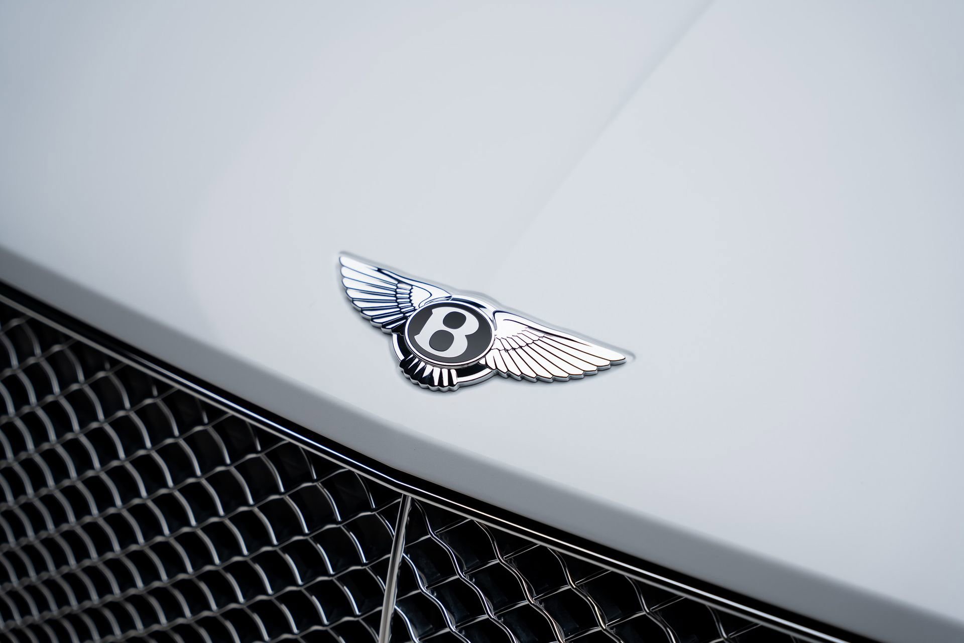 Used 2021 Bentley Bentayga AWD/4WD image 13