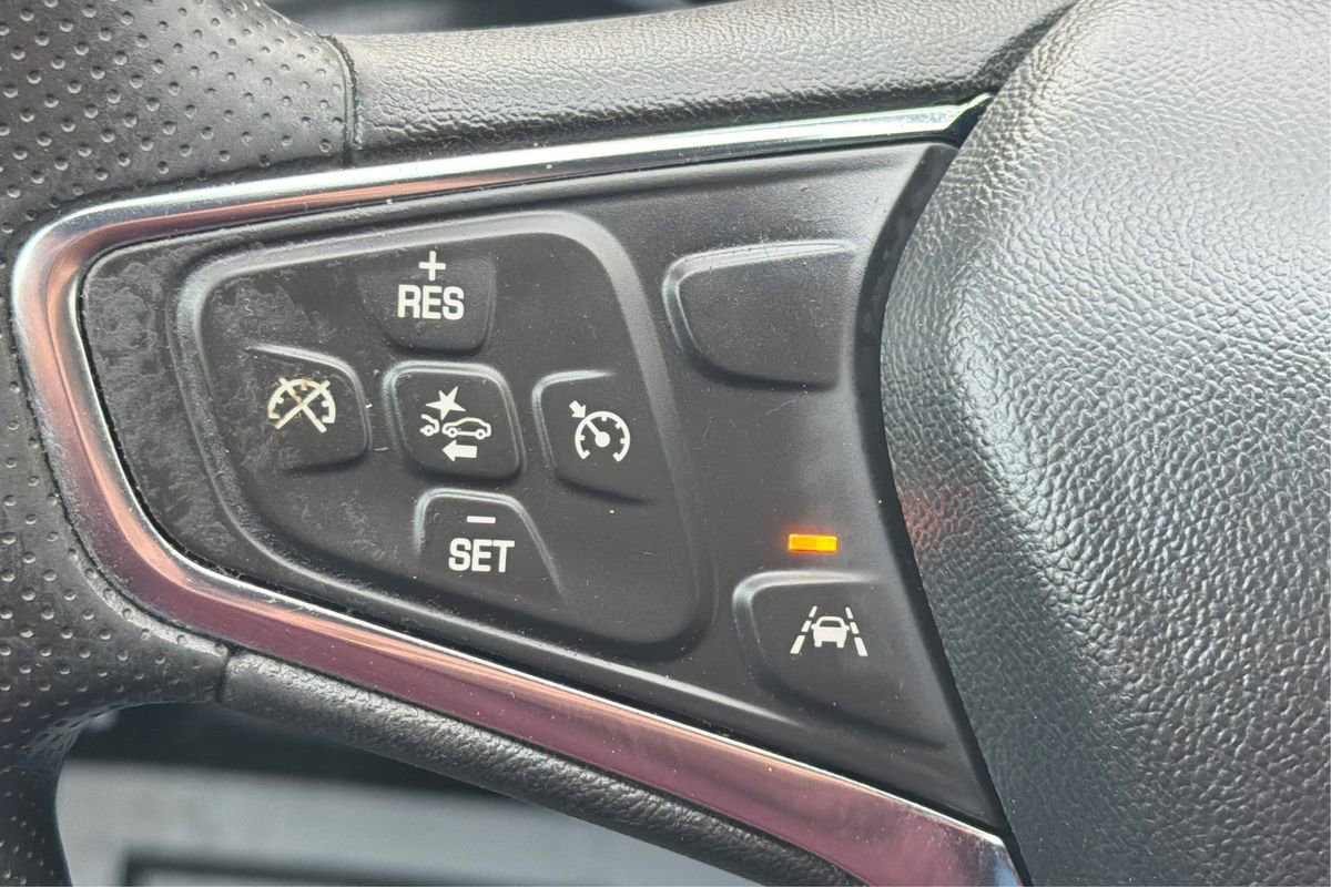 Used 2024 Chevrolet Malibu LS image 30