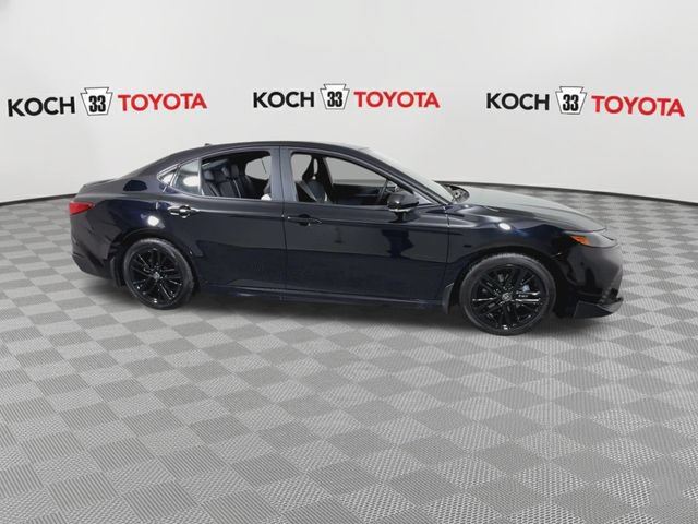 New 2026 Toyota Camry Hybrid FWD image 2
