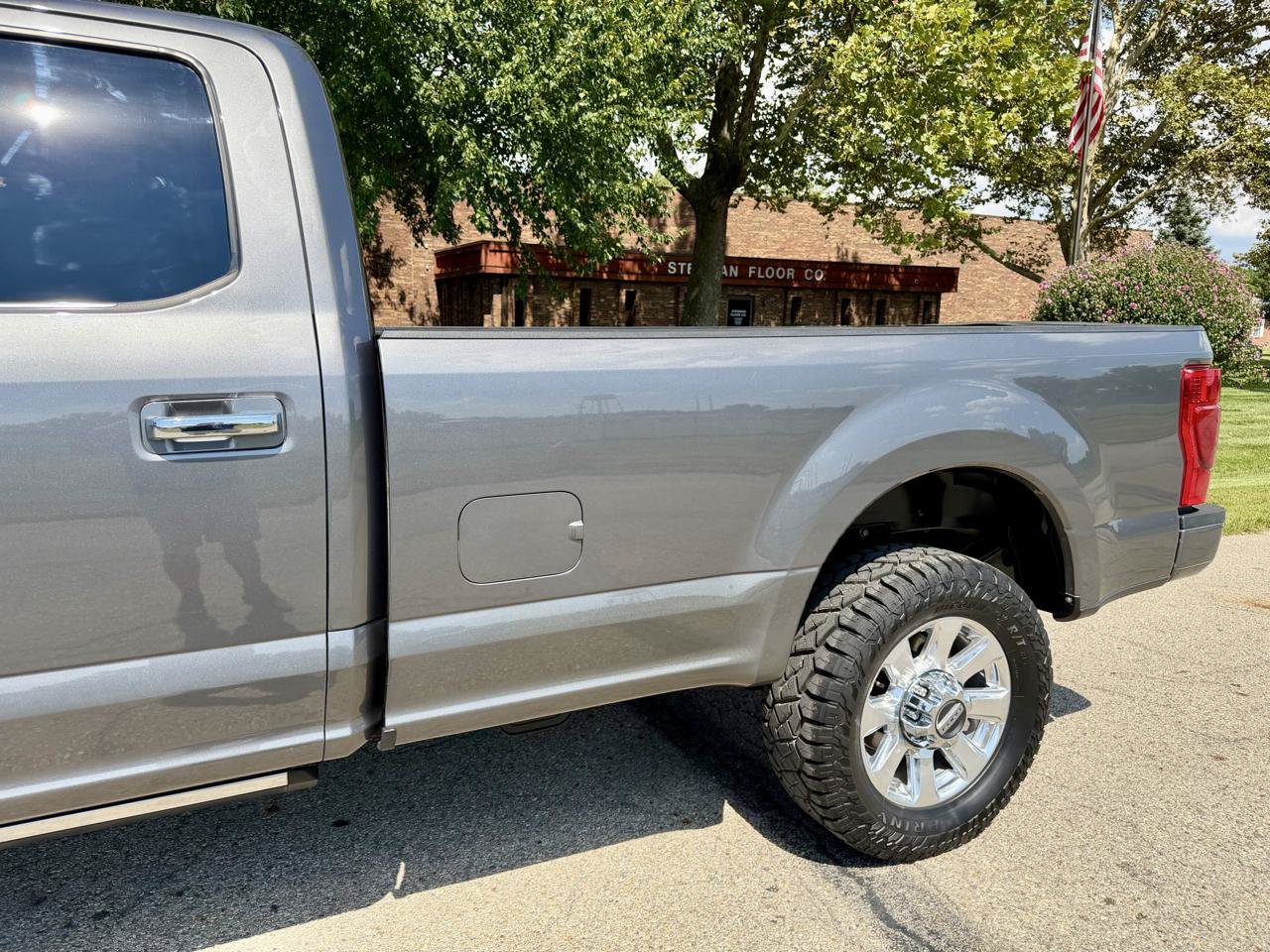 Used 2022 Ford F350 Platinum AWD/4WD image 17