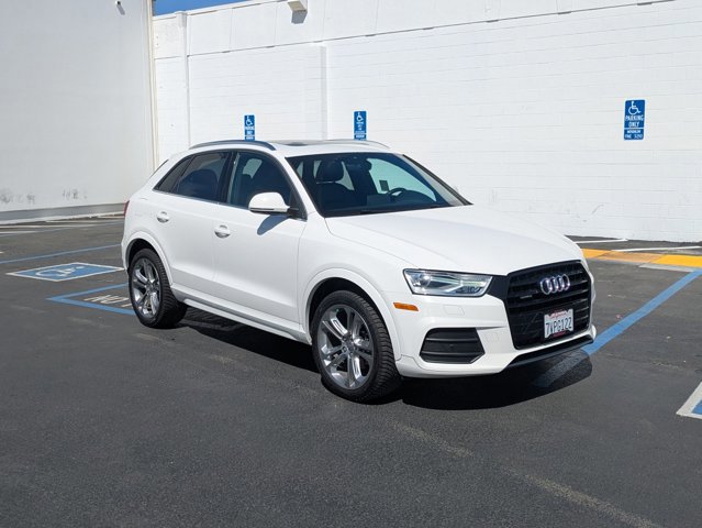 Used 2016 Audi Q3 2.0T Premium Plus w/ Technology Package image 3