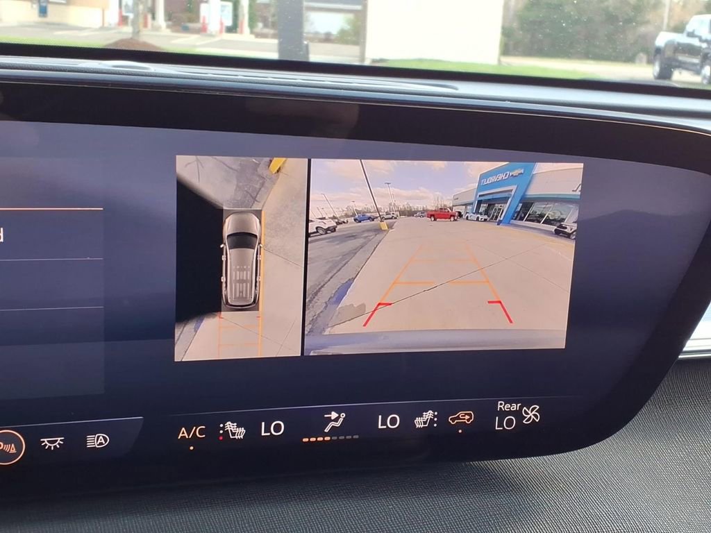 Used 2025 Buick Enclave Preferred image 16