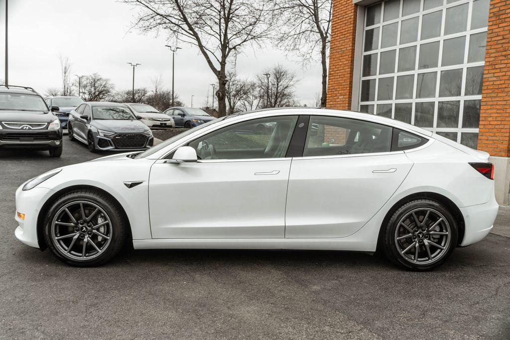 Used 2018 Tesla Model 3 Long Range image 40