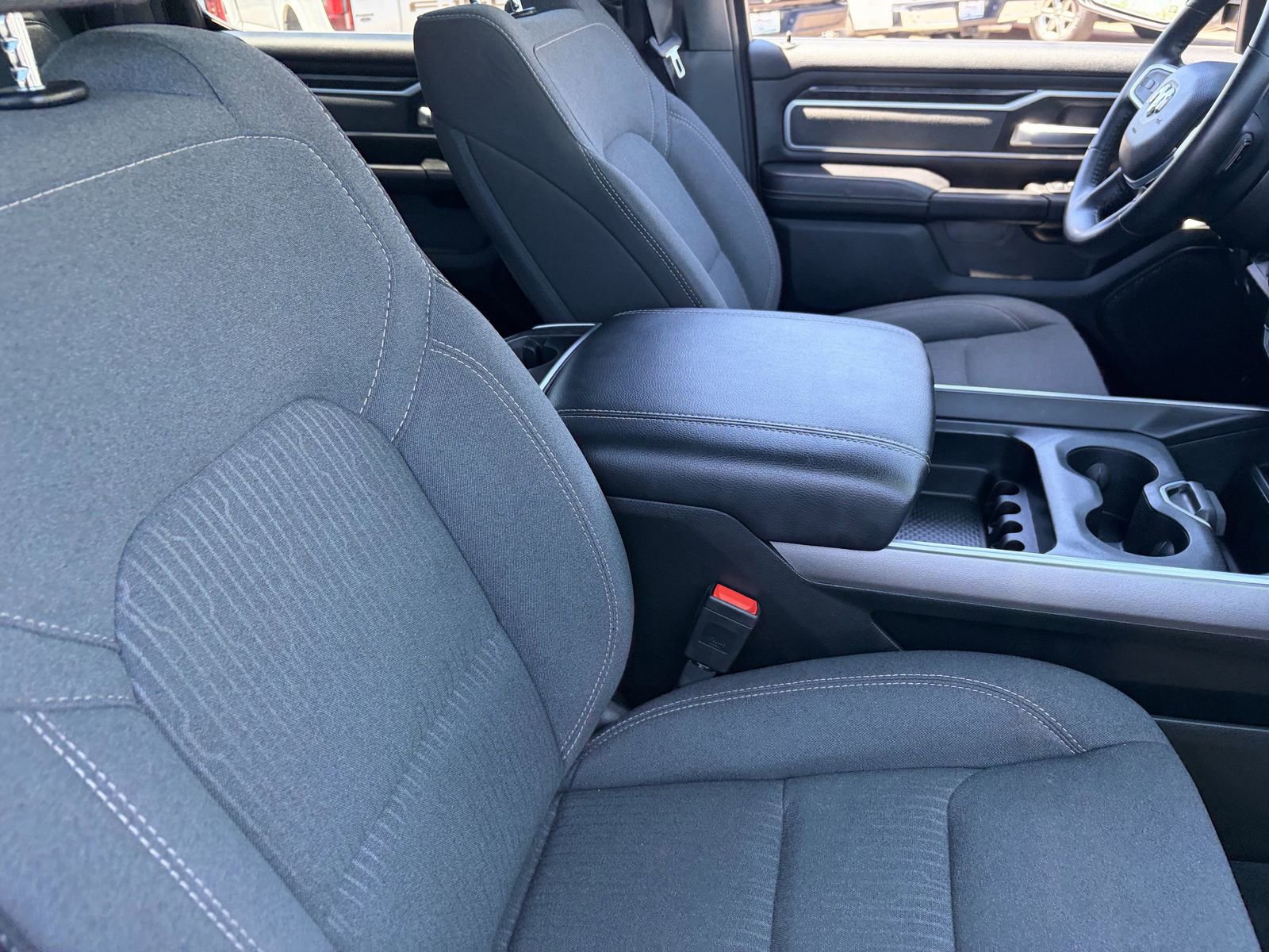 Used 2022 RAM 1500 Big Horn AWD/4WD image 10