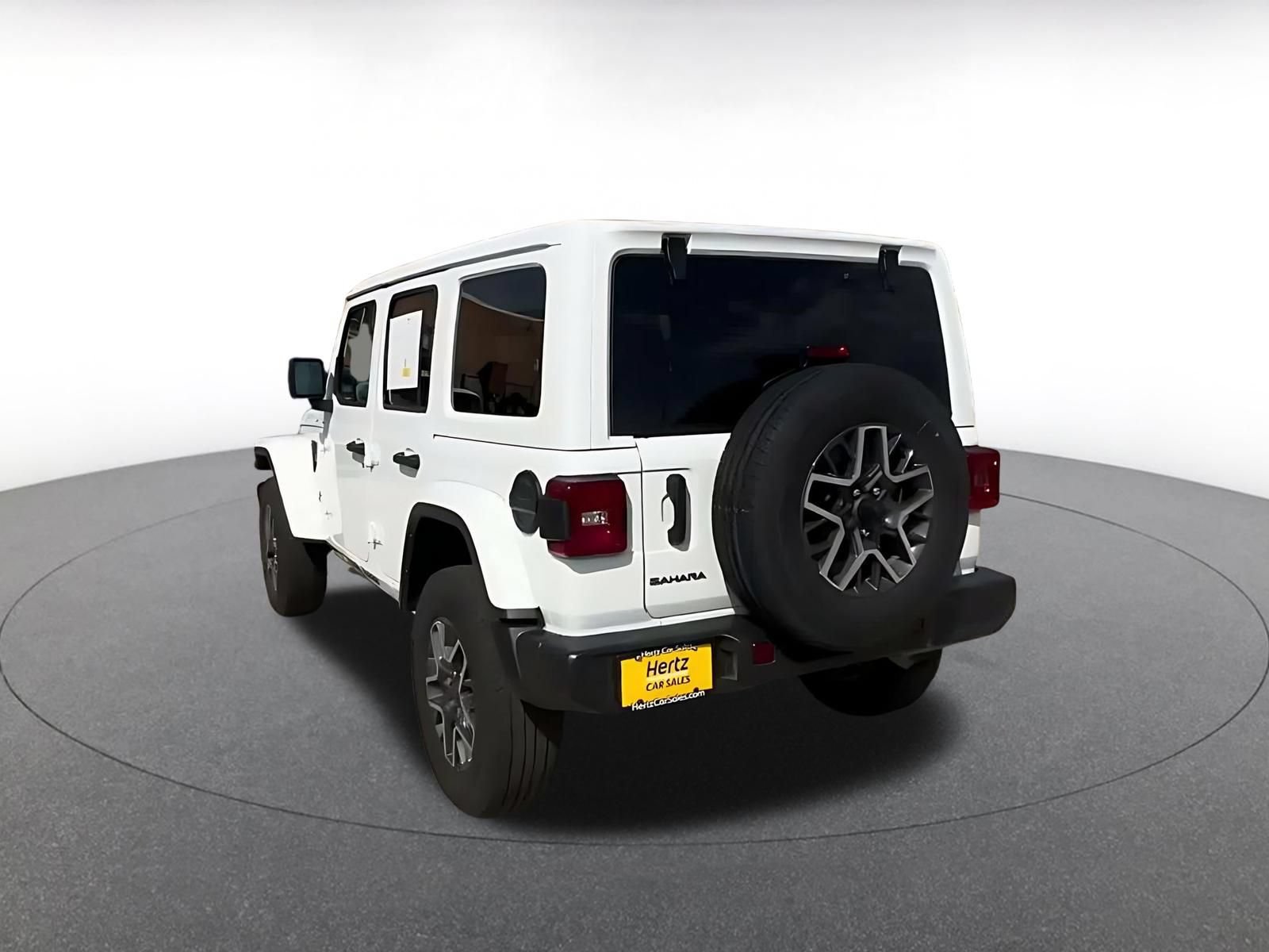 Used 2025 Jeep Wrangler Unlimited Sahara AWD/4WD image 10