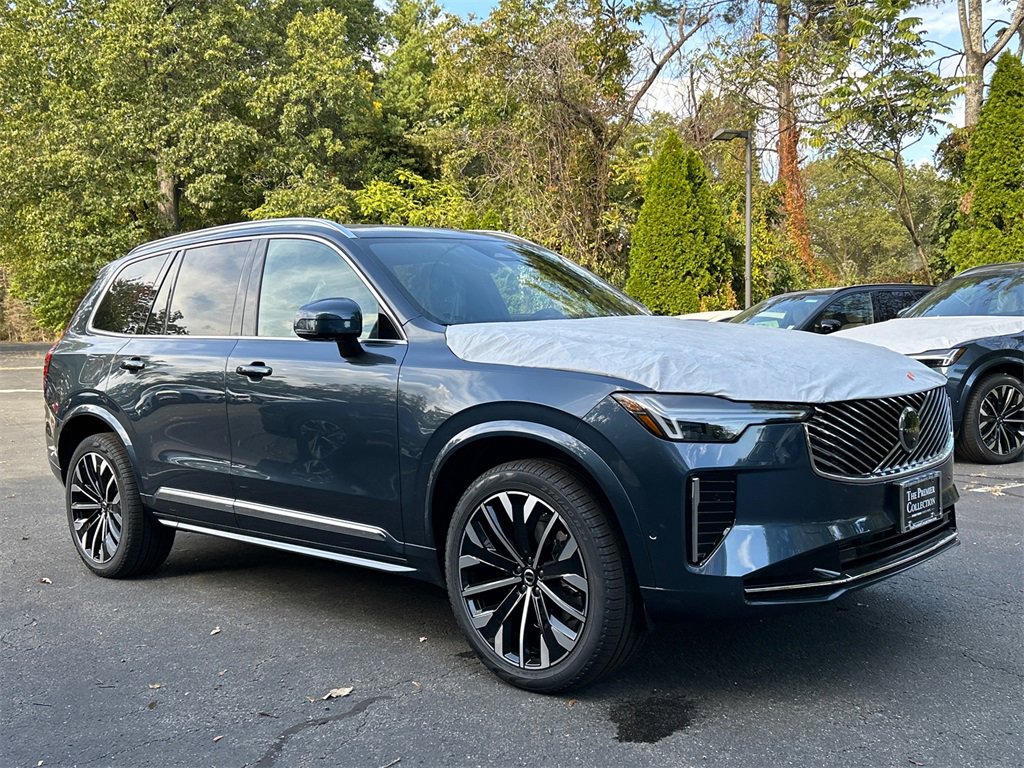 New 2026 Volvo XC90 B6 Plus w/ Protection Package Premier