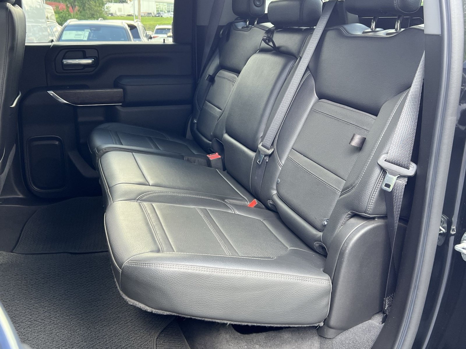 Used 2022 GMC Sierra 2500 Denali w/ Denali Ultimate Package AWD/4WD image 30