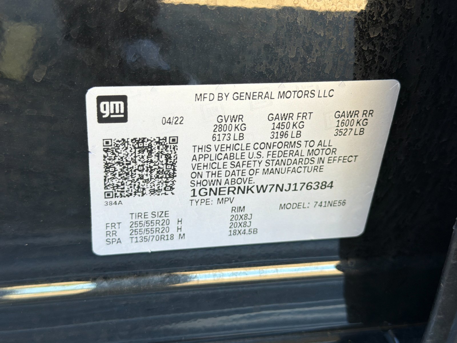 Used 2022 Chevrolet Traverse High Country w/ LPO, 'HIT The Road' Package FWD image 29