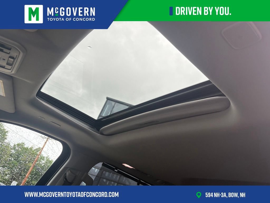 Used 2023 Toyota Sequoia Limited AWD/4WD image 22