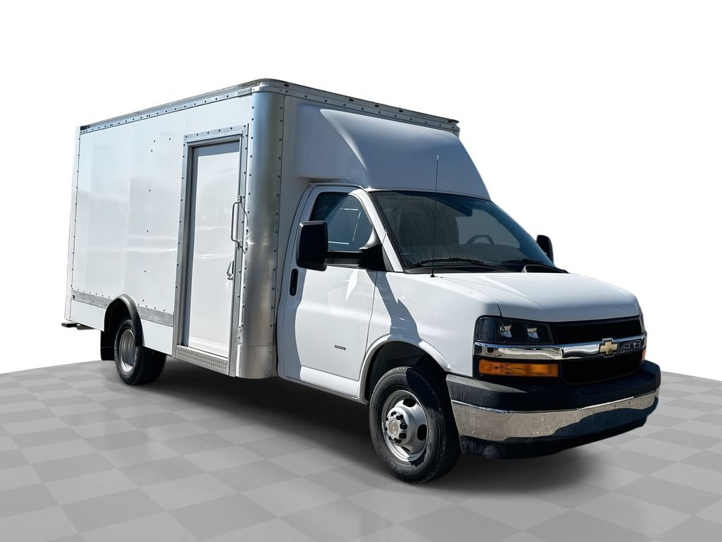 New 2024 Chevrolet Express 3500 w/ Power Convenience Package RWD video 1