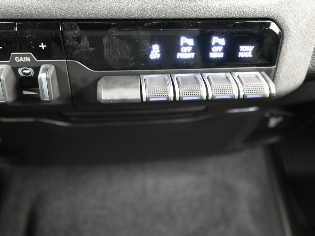 New 2026 RAM 1500 Classic Warlock image 22