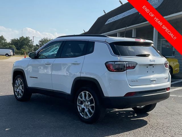 Used 2022 Jeep Compass Latitude image 5