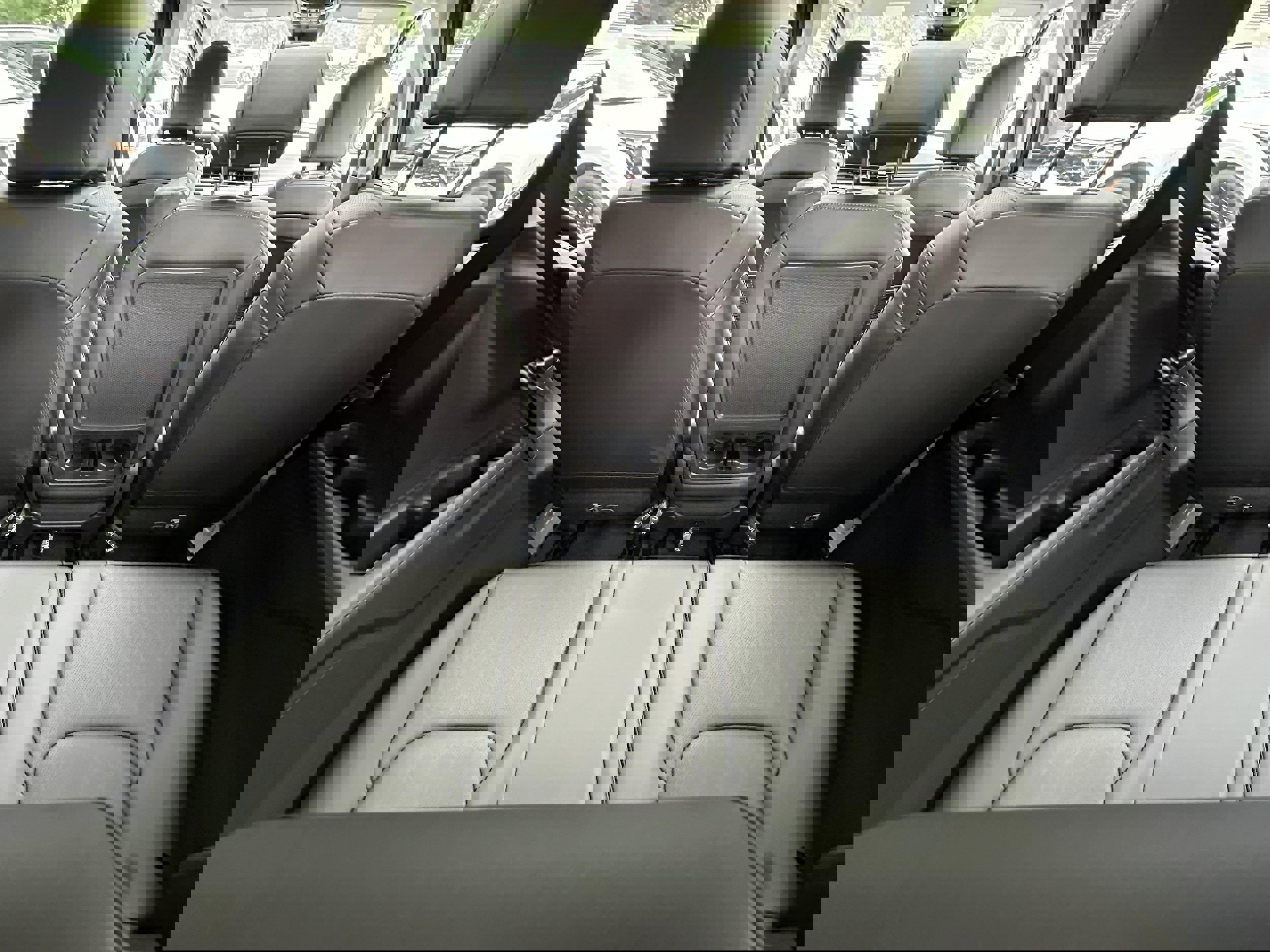 New 2026 Kia Carnival SX w/ SX Dark Edition Package image 11