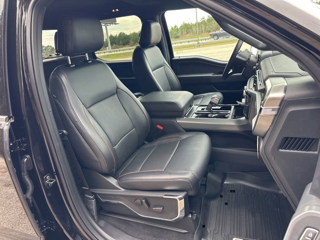 New 2024 Ford F150 Lariat w/ FX4 Off-Road Package image 32