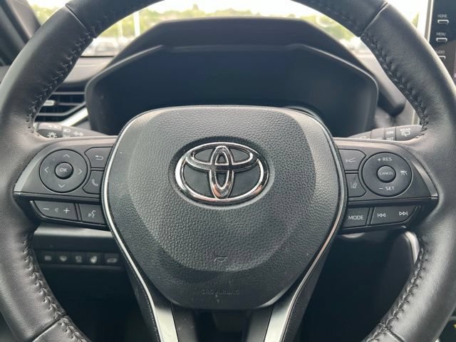 Used 2022 Toyota RAV4 XSE AWD/4WD image 18
