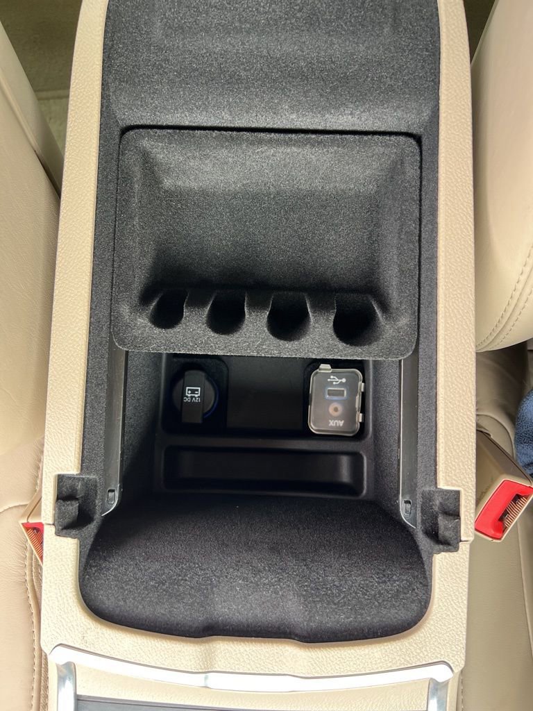 Used 2012 Chrysler 300 Limited image 34