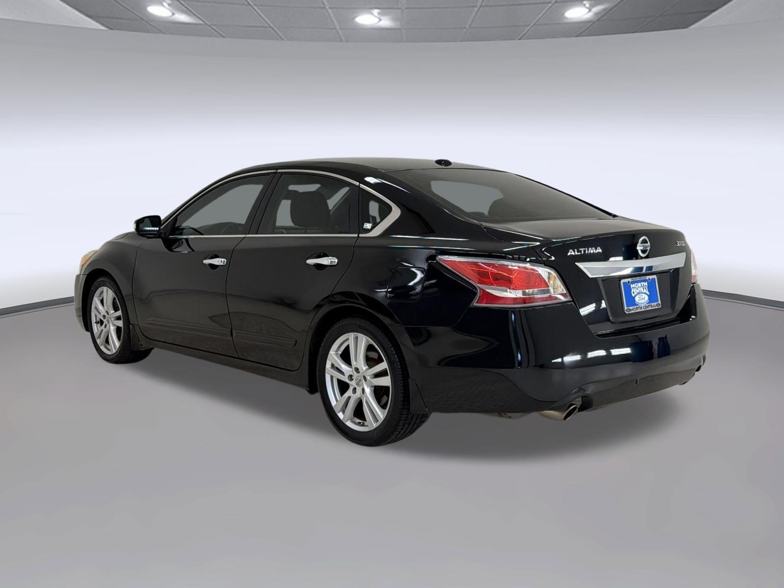 Used 2014 Nissan Altima 3.5 SL w/ Technology Package FWD image 3