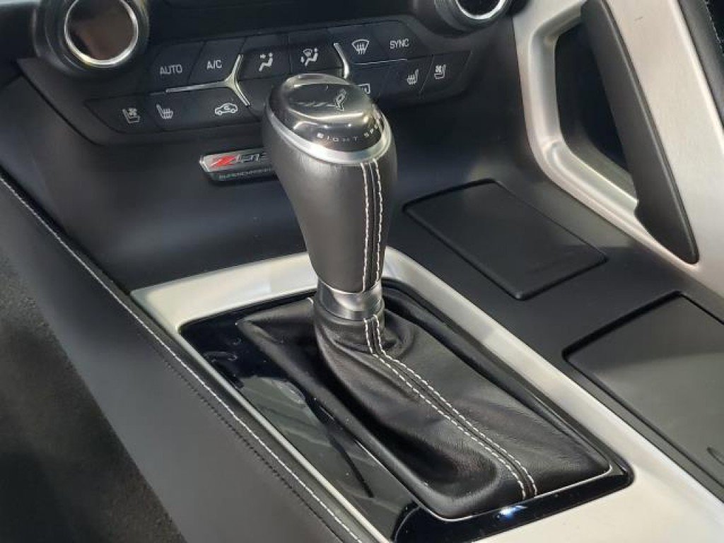 Used 2019 Chevrolet Corvette Z06 RWD image 26