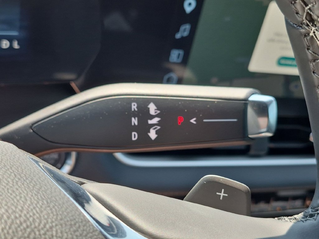 New 2027 Chevrolet Equinox LT w/ Safety and Technology Package FWD image 28