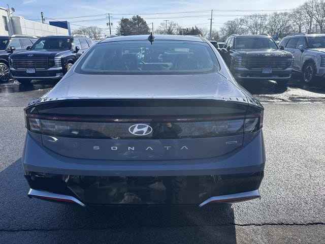 New 2026 Hyundai Sonata SEL image 3