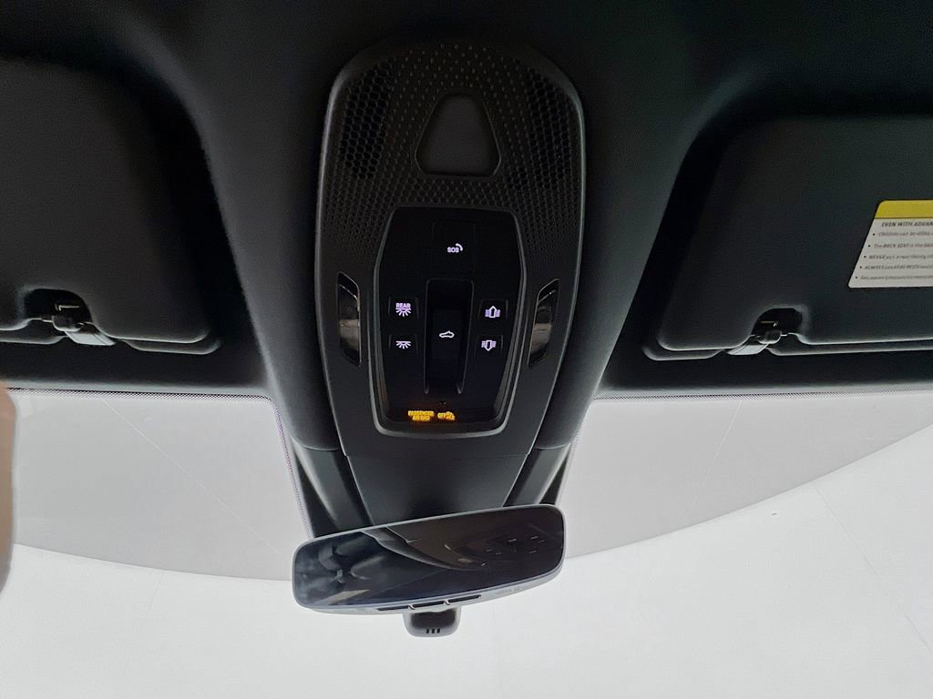 New 2026 Porsche Cayenne image 14