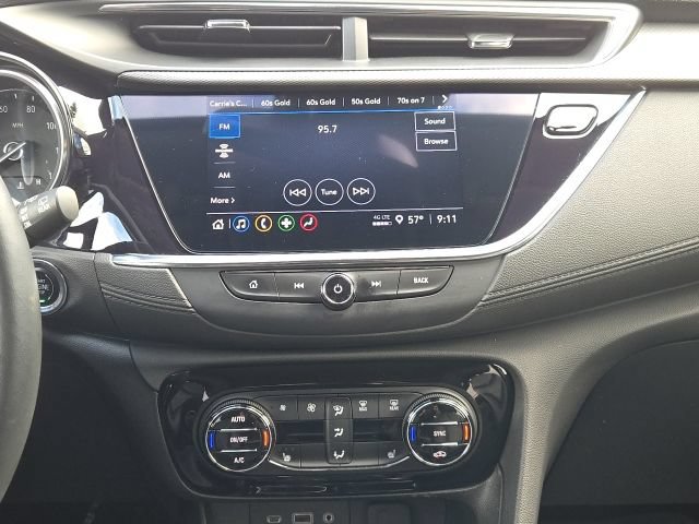 Used 2022 Buick Encore GX Essence w/ Experience Buick Package AWD/4WD image 3