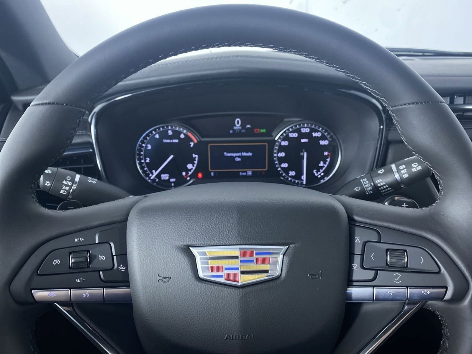 New 2025 Cadillac XT6 Luxury w/ LPO, Blue Accent Package AWD/4WD image 3