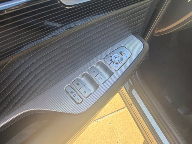 Used 2024 Hyundai Palisade Calligraphy AWD/4WD image 16