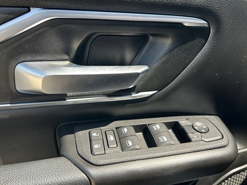 Used 2025 RAM 1500 Big Horn RWD image 41