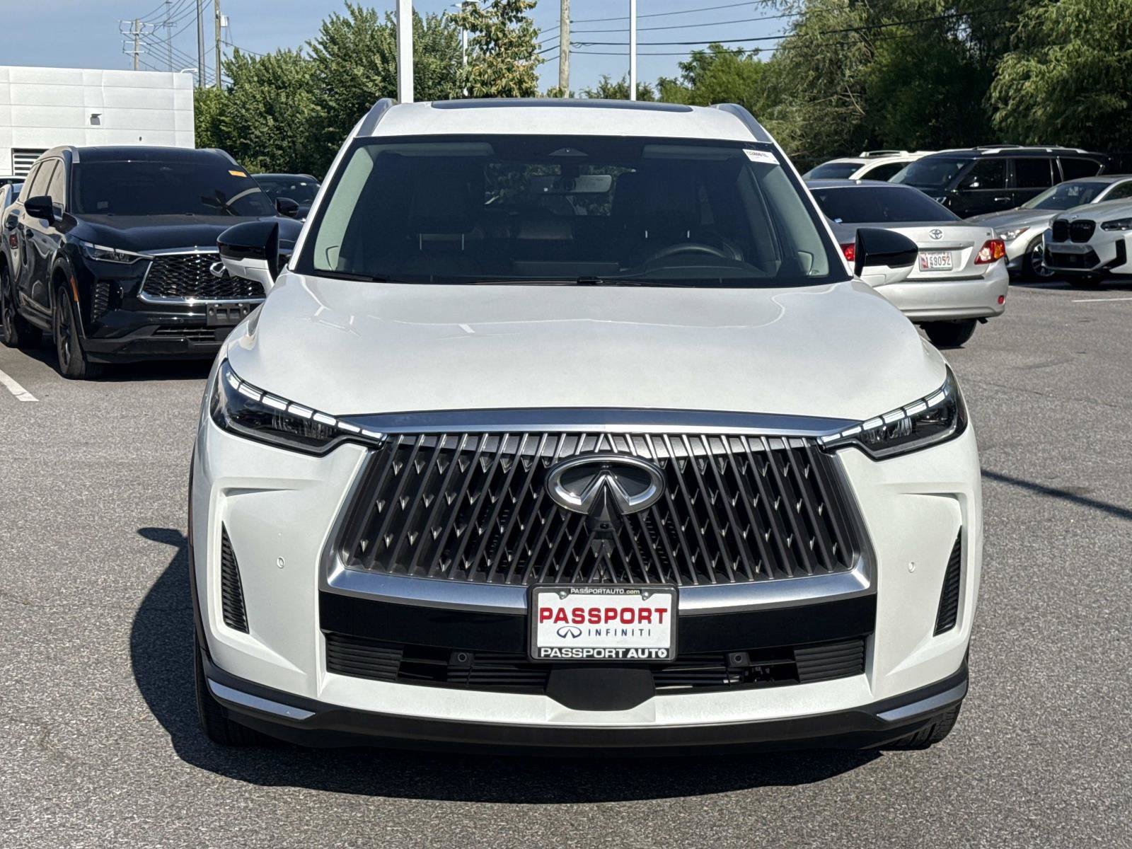 Used 2026 INFINITI QX60 Luxe w/ Cargo Package AWD/4WD image 8