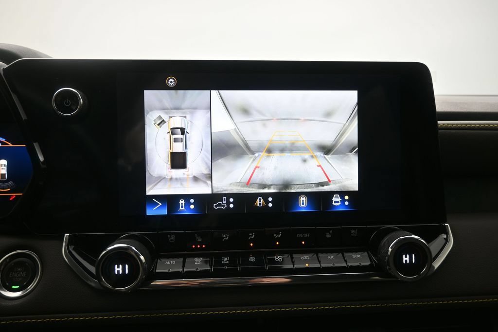Used 2024 Chevrolet Colorado ZR2 w/ ZR2 Convenience Package III AWD/4WD image 25