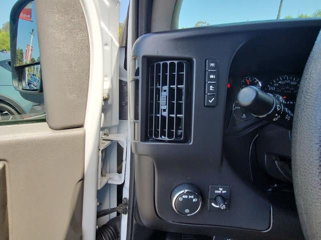 Used 2025 Chevrolet Express 2500 w/ Driver Convenience Package RWD image 16