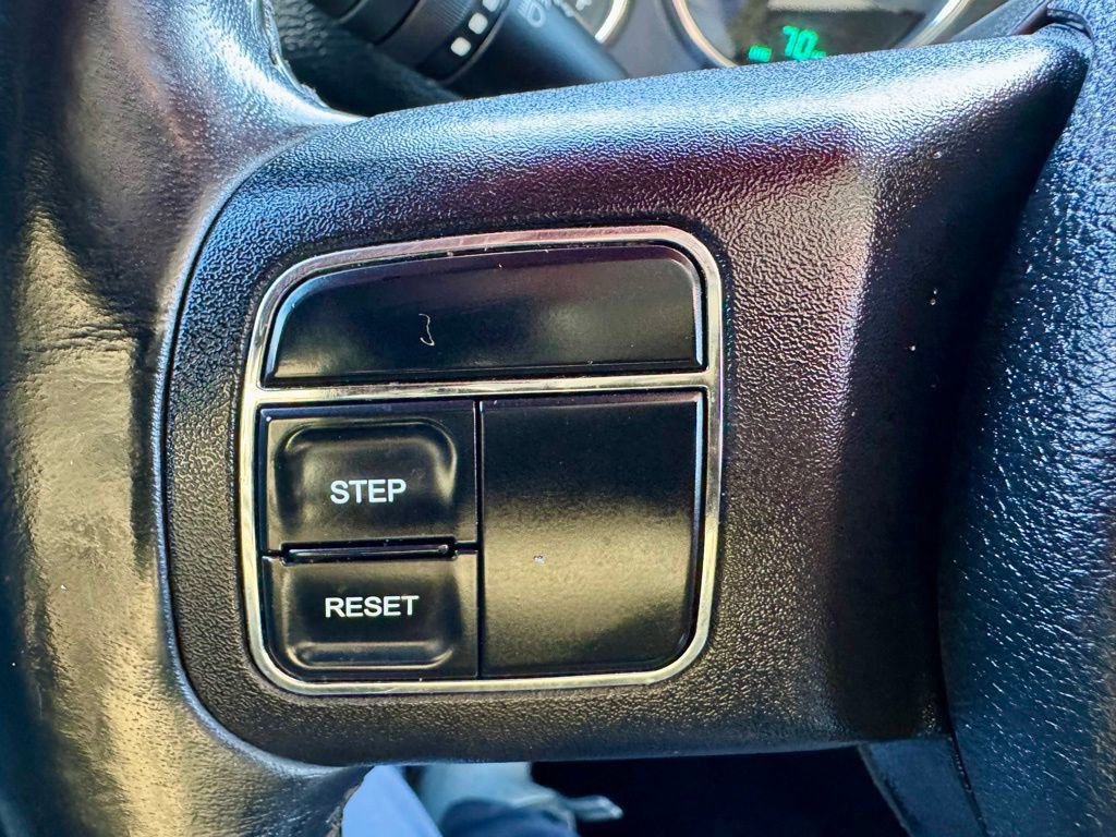 Used 2011 Jeep Wrangler Unlimited Sahara image 18