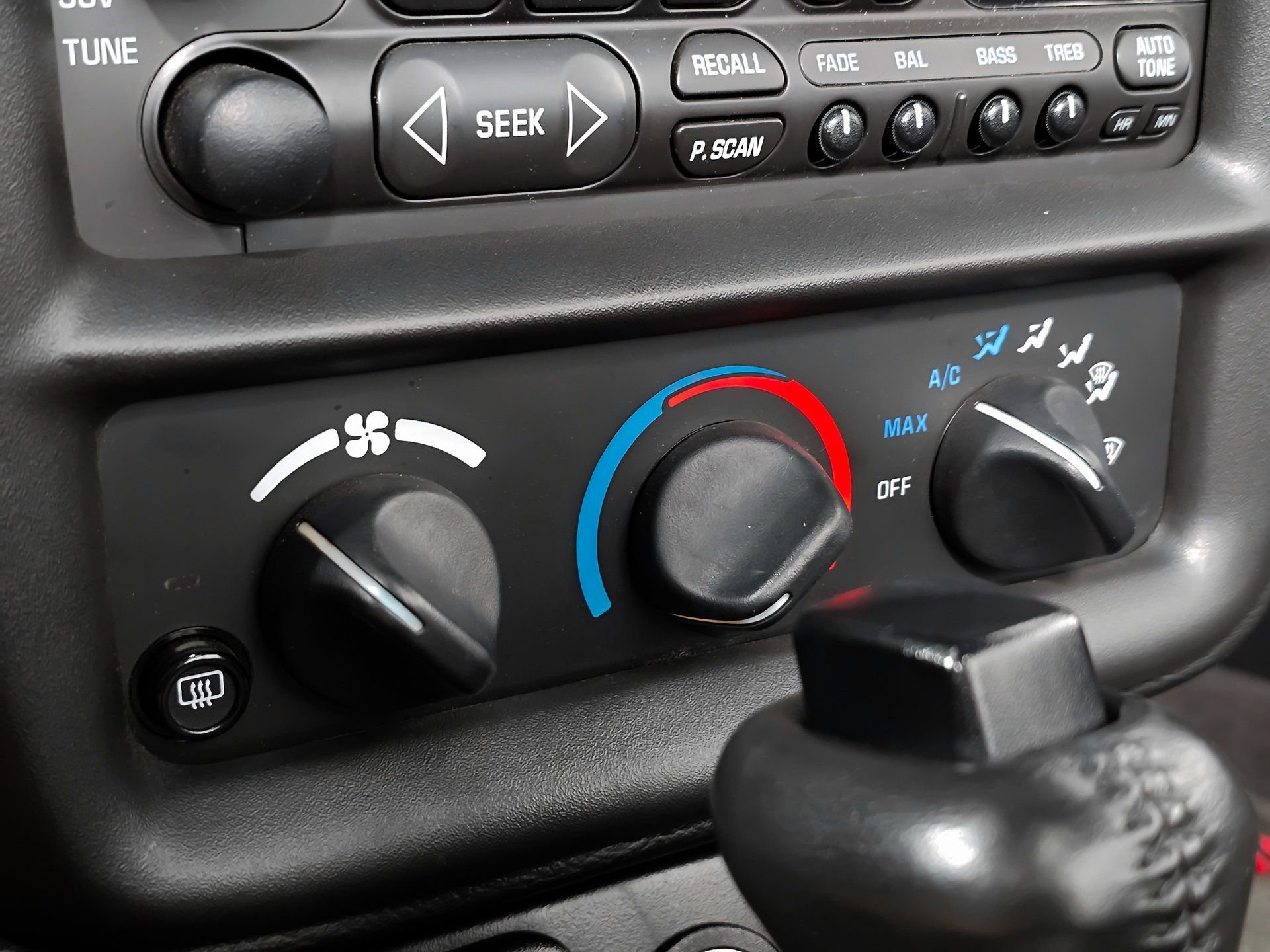 Used 2002 Chevrolet Camaro Z28 w/ SS Performance/Appearance Pkg image 54